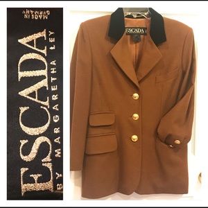 Escada 38/ 8